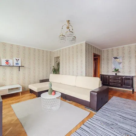 Daire Apartland On Rakovskaya 27 Minsk