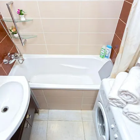 Daire Apartland On Rakovskaya 27 *